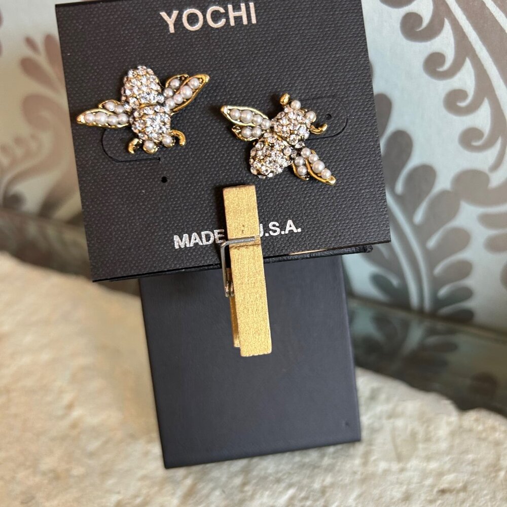 EP1430 BEE Earrings by YOCHI